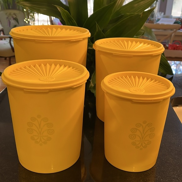 Tupperware - Yellow Nesting Servalier Canister (Set of 4) - Picture 2 of 12